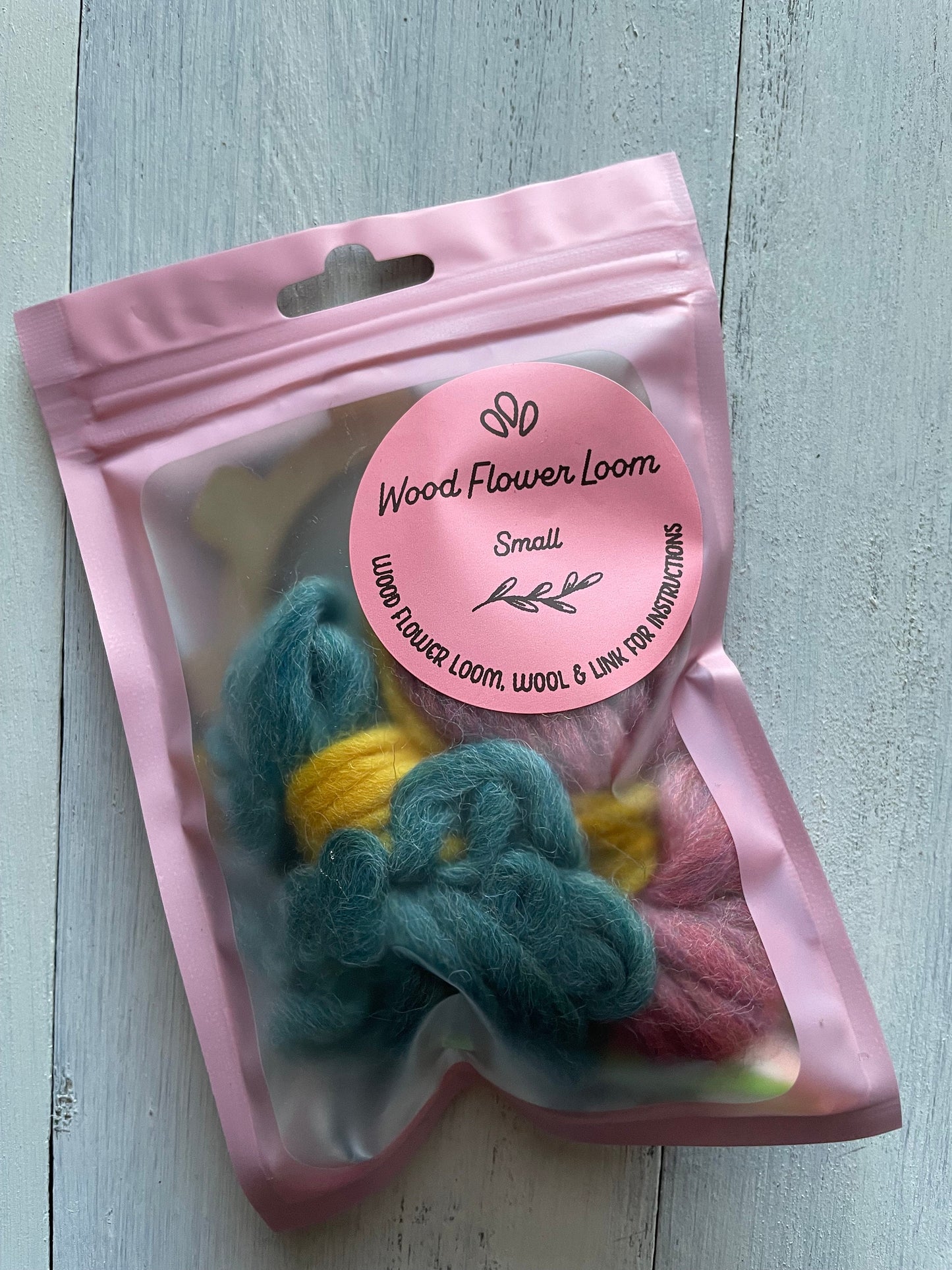 Flower Loom DIY Weaving Kit: Wool Flower Making