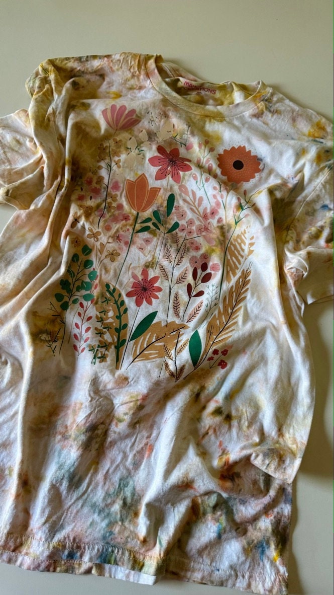 Hand-Dyed Floral Graphic Tee: Boho Wildflower Crew Neck Shirt