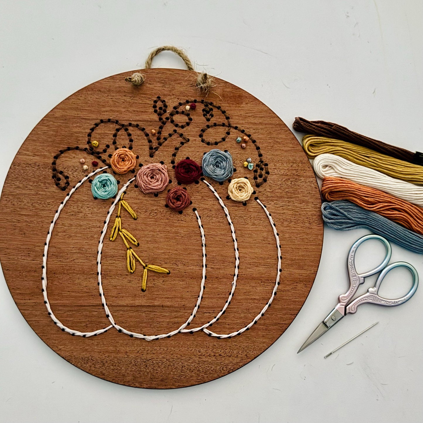 Pumpkin Wood Embroidery Kit: Beginner-Friendly Sewing Craft