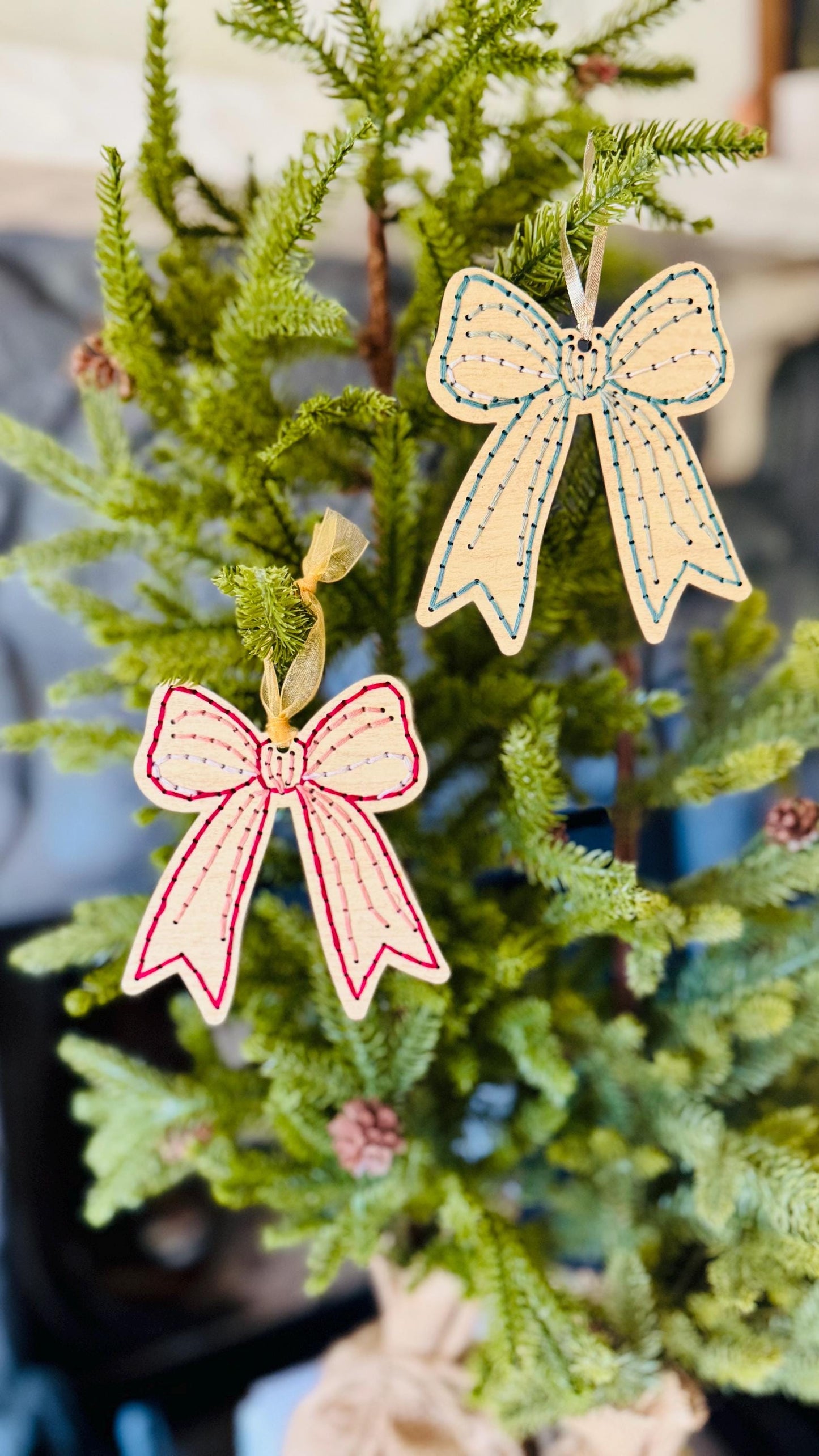 Vintage Inspired Snowflake and Bow Wooden Embroidery DIY Kit - Full Instructions Included