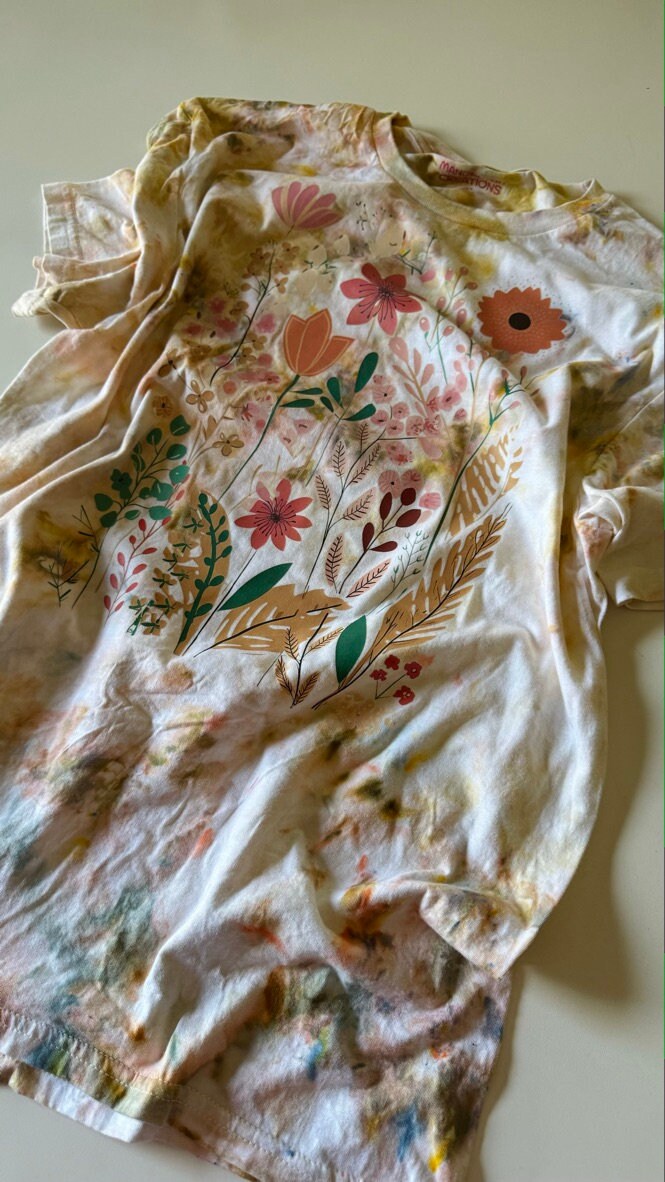 Hand-Dyed Floral Graphic Tee: Boho Wildflower Crew Neck Shirt