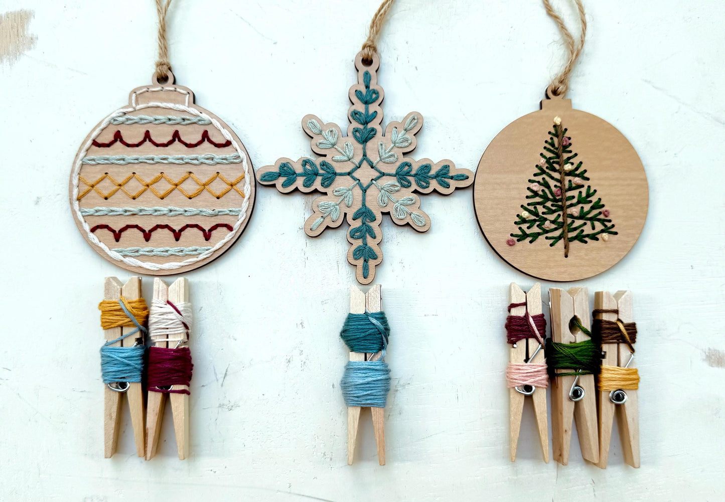 DIY Wooden Embroidery Ornament Kit: Christmas Tree, Snowflake, Ball (3-Pack)