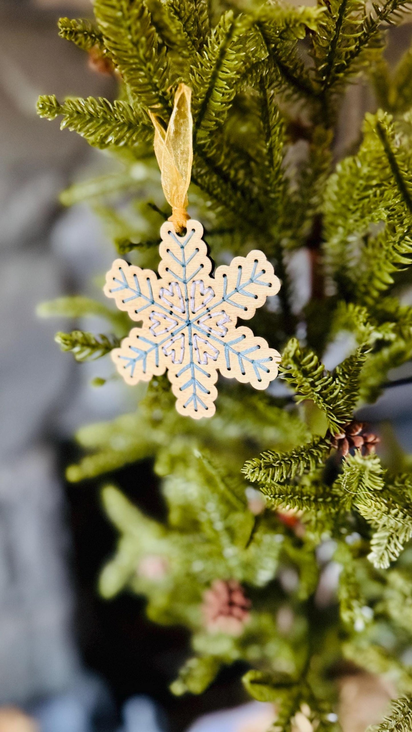 Vintage Inspired Snowflake and Bow Wooden Embroidery DIY Kit - Full Instructions Included