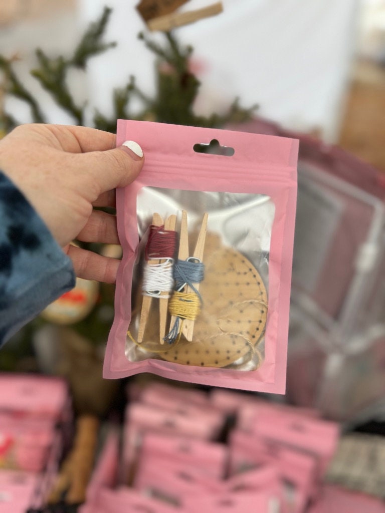 DIY Wooden Embroidery Ornament Kit: Christmas Tree, Snowflake, Ball (3-Pack)