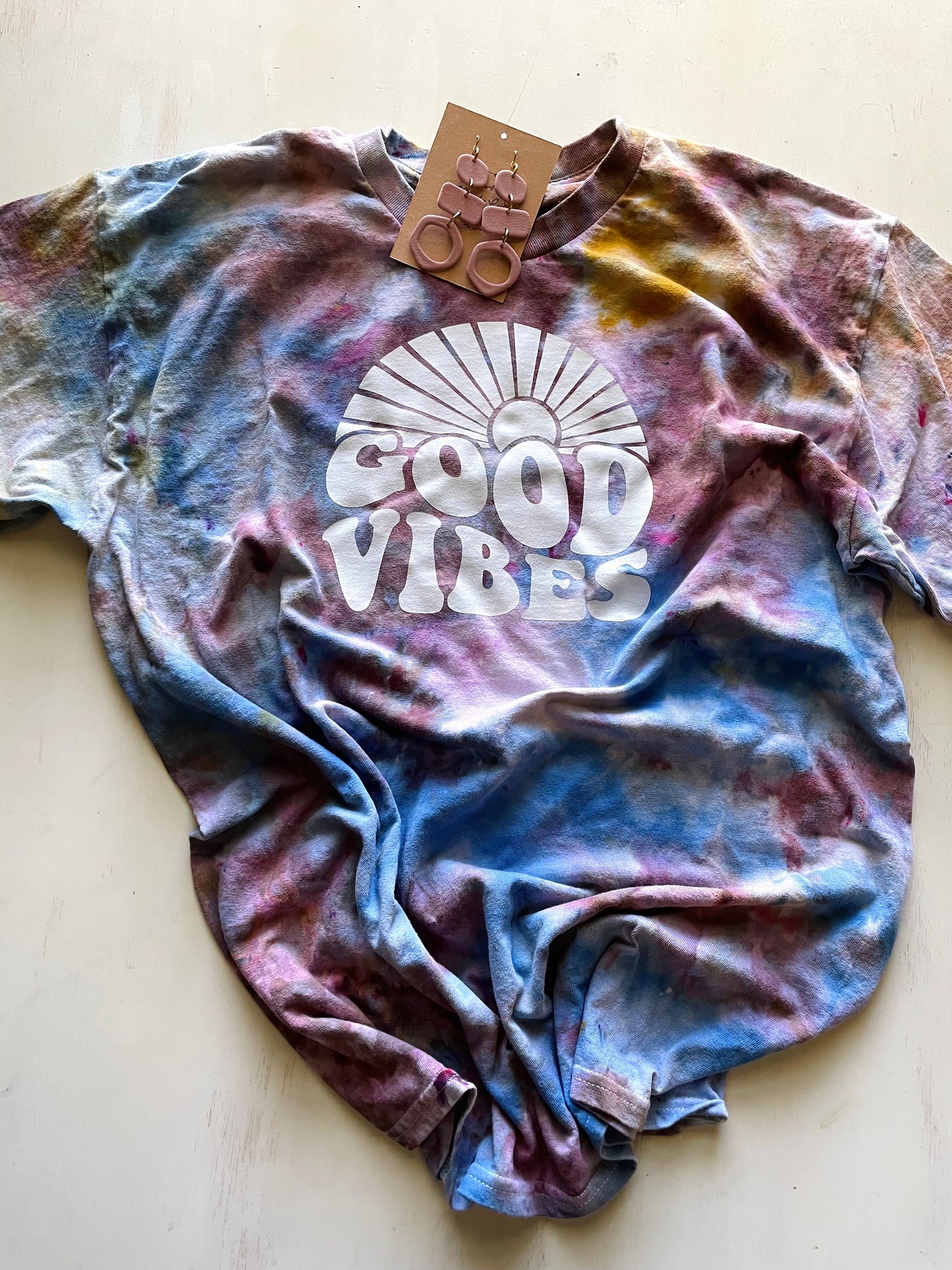 Hand Dyed Good Vibes T-Shirt: Women's Ice Dye Crew Neck