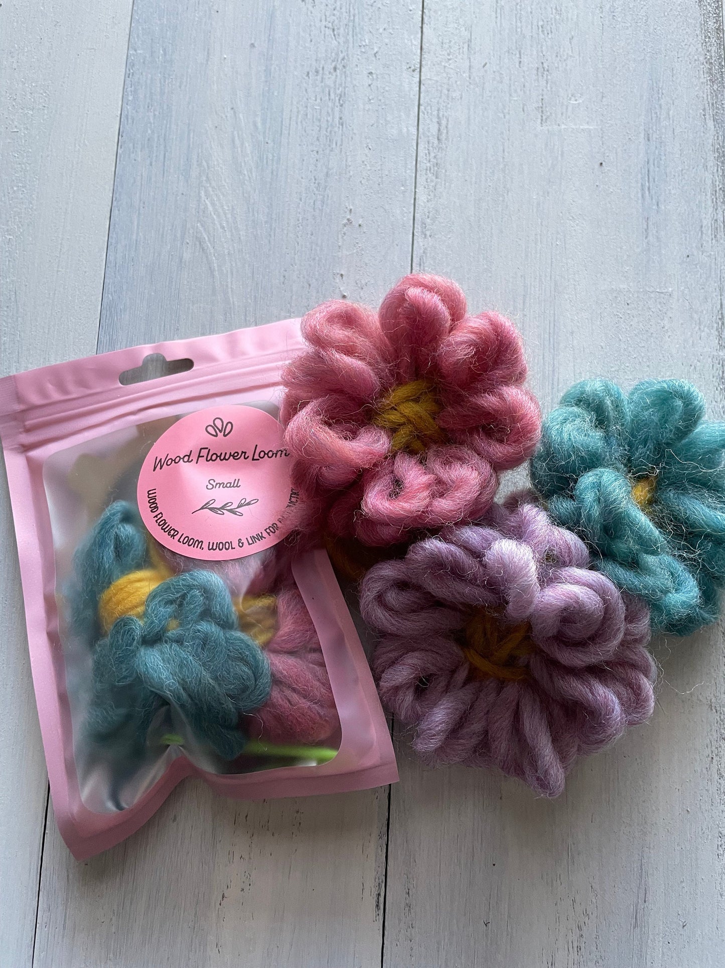 Flower Loom DIY Weaving Kit: Wool Flower Making